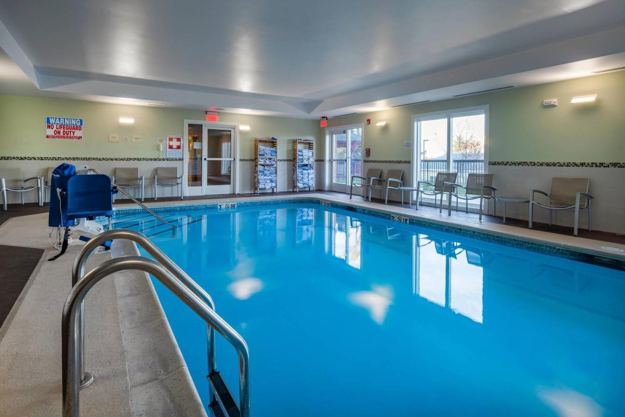 Springhill Suites Devens Common Center Extérieur photo