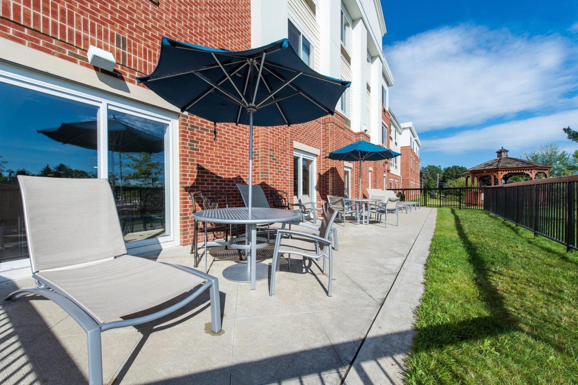 Springhill Suites Devens Common Center Extérieur photo